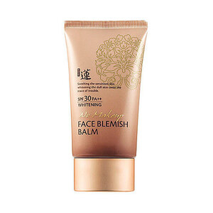Welcos No Makeup Face BB Whitening SPF30 PA++ 50 ml.