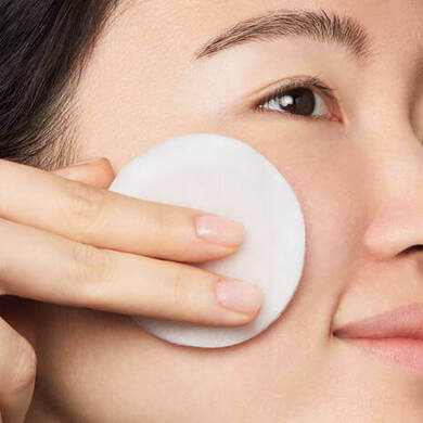 Kiehl's Daily Refining Milk-Peel Toner 40 ml.