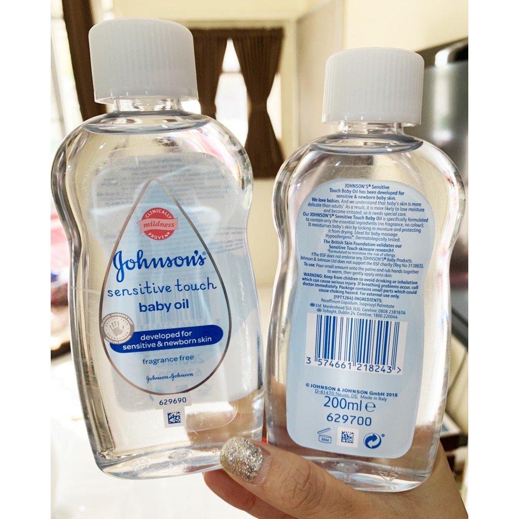 Johnson's Baby Oil Sensitive Touch 200 ml. (ไม่มีกลิ่น)