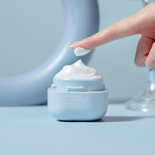 Laneige Water Bank Blue Hyaluronic Cream for Normal to Dry skin 20 ml. #จุดส้ม