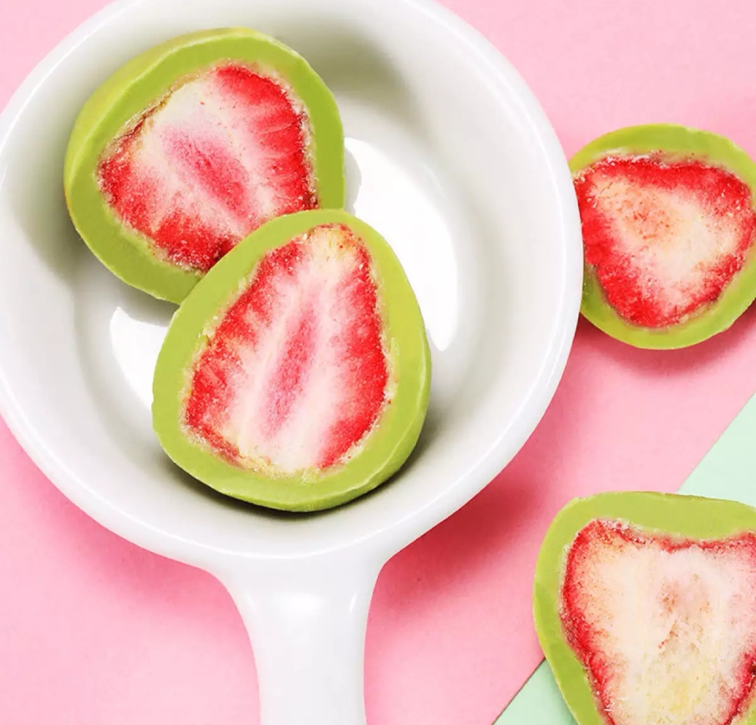 Tony's Strawberry Chocolate 60 g. #Green Tea