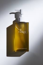 THREE Balancing Cleansing Oil (N) 185 ml.