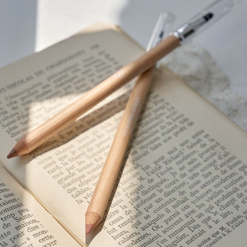 AOU Blending Lip Pencil 1.6 g. #02 Dew