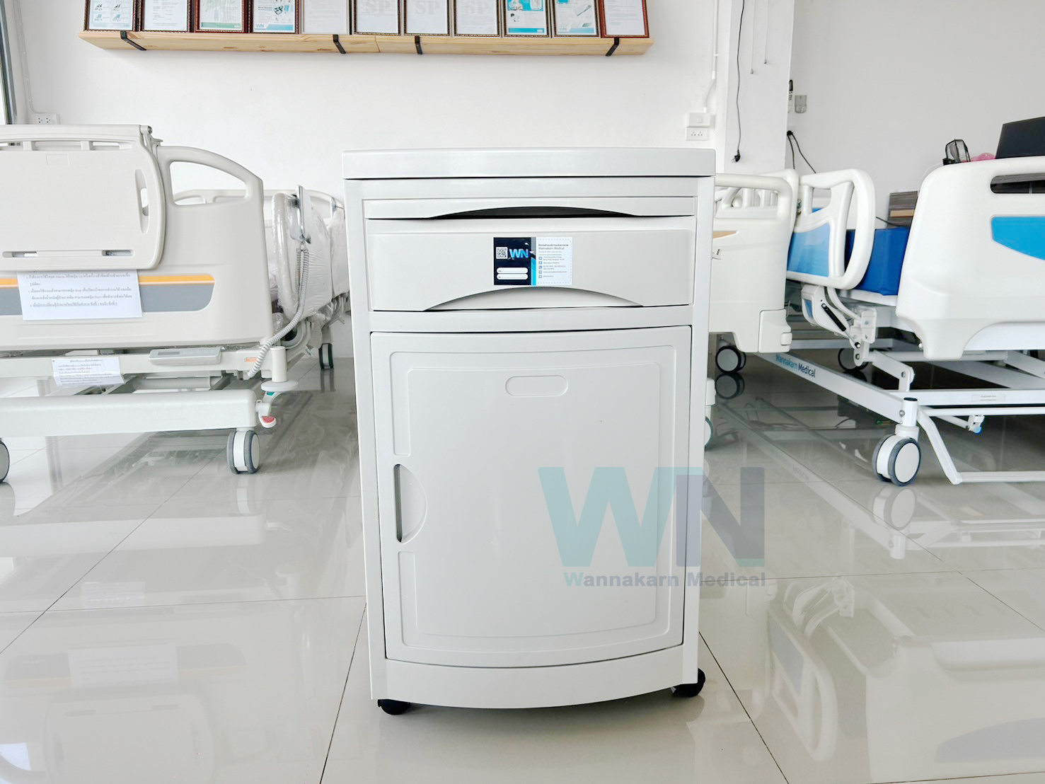 ตู้ข้างเตียง ABS สีขาว