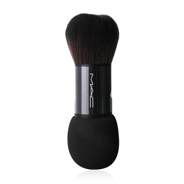 M.A.C Duo Brush
