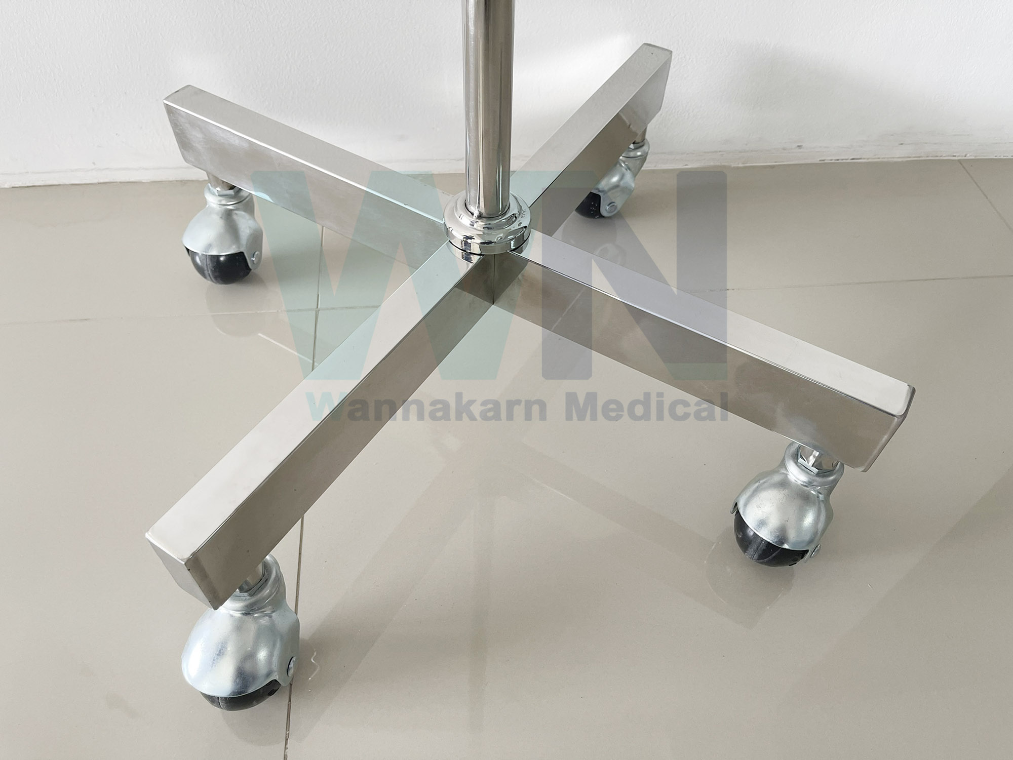 เสาน้ำเกลือสแตนเลส