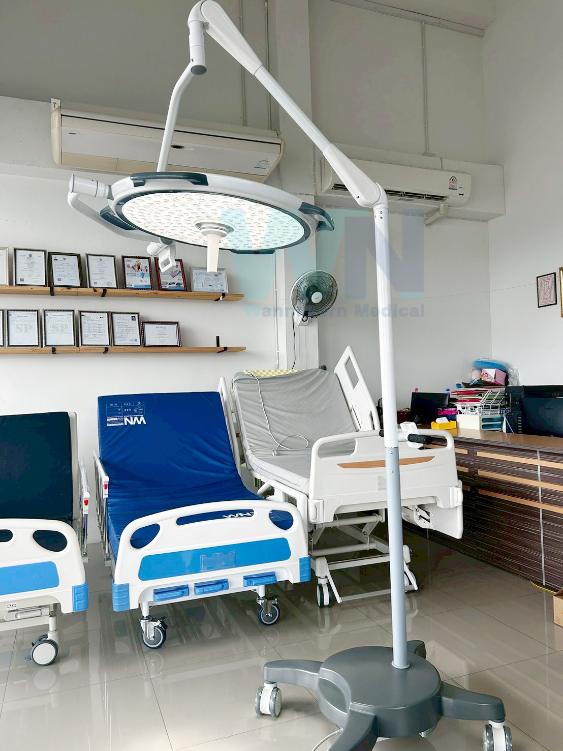 โคมไฟผ่าตัด Operation Lamp Model : YDE700/500