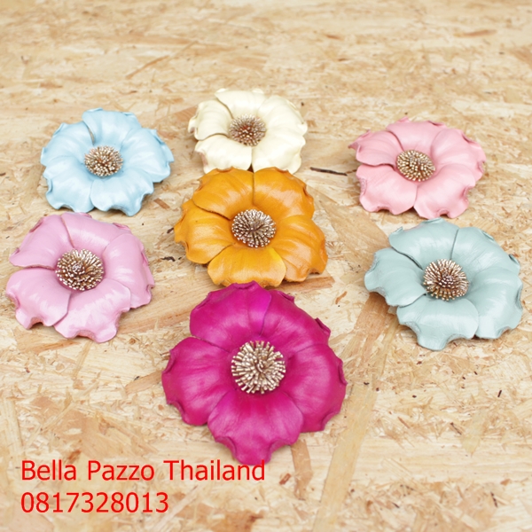 เข็มกลัดดอกจานบิดขอบ 8cm. หนังแท้ทำมือ แฮนด์เมด Pin, Brooch, Leather flower, handmade