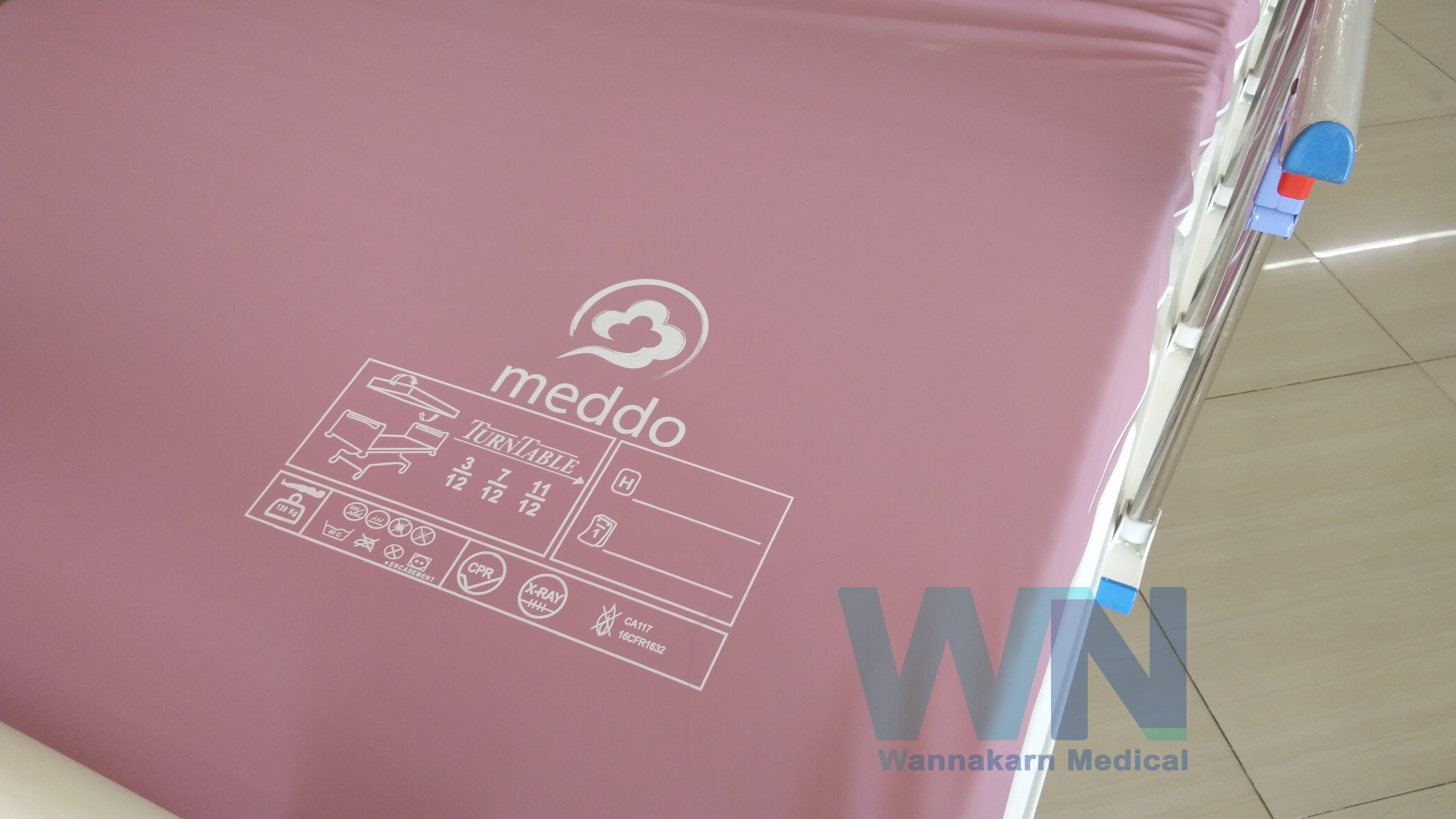 ที่นอนโฟมป้องกันแผลกดทับ Meddo Turntable รุ่น นอนได้ 2 ด้าน กันแผลกดทับได้ทั้ง 2 ด้าน MODEL FM1516 L