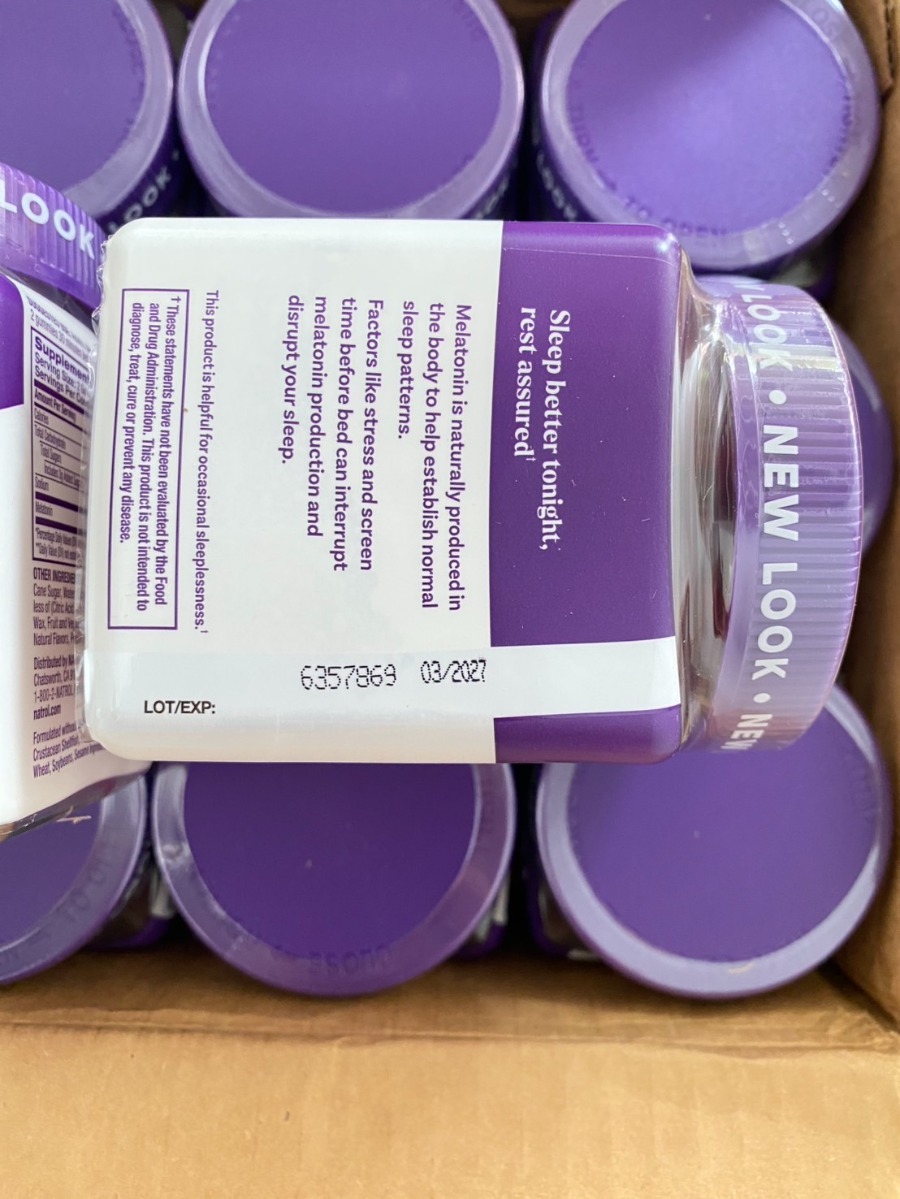 Natrol Gummies Melatonin Strawberry 10 mg. (90 Gummies)