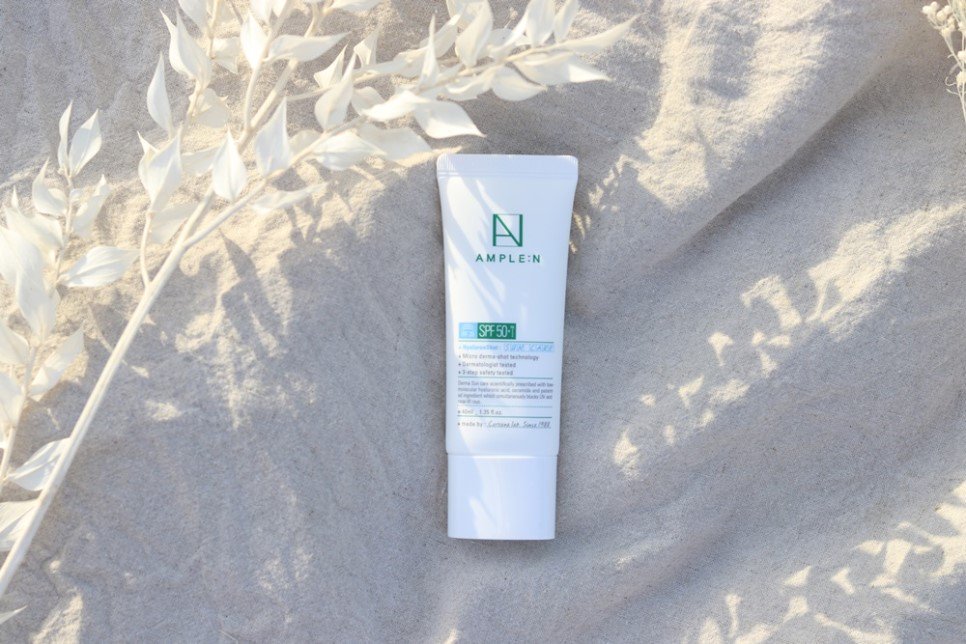 AMPLEN : N Hyaluron-Shot Sun Care SPF50 PA++++ 40 ml.