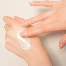 Canmake Mermaid Skin Gel UV Cica Mint Sun Screen Makeup Base For Face & Body SPF50+ PA++++ 40 g. #C01