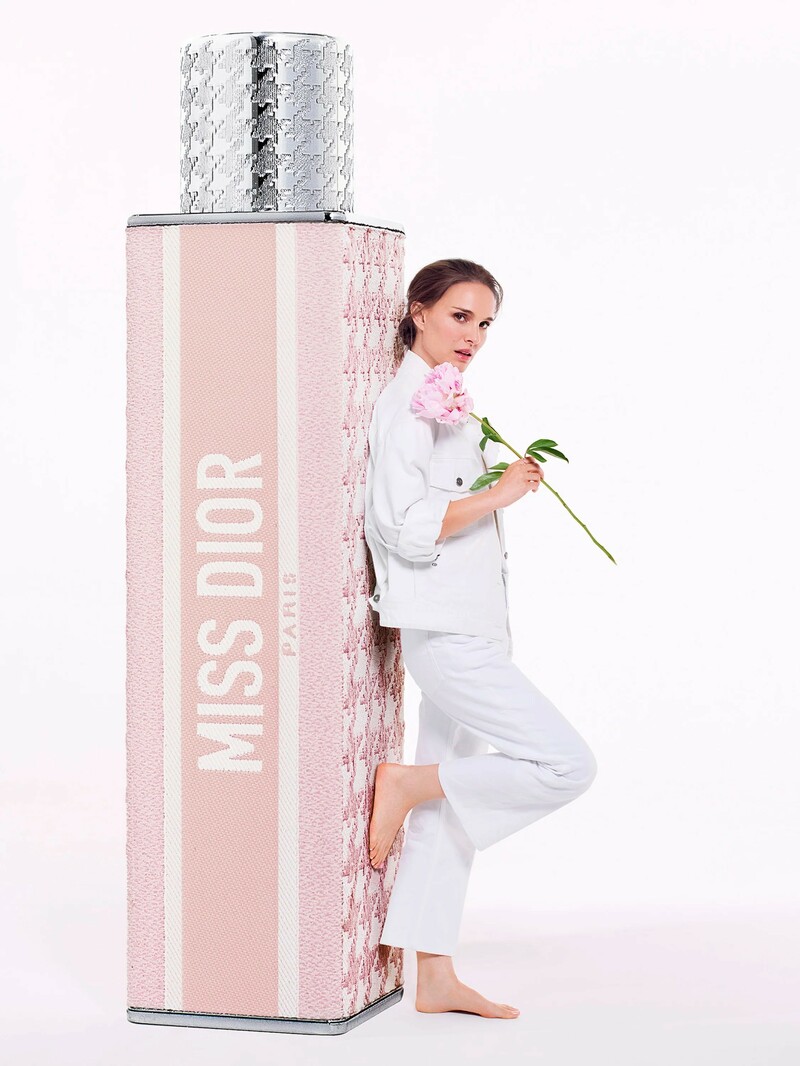 Miss Dior Blooming Bouquet Mini Miss Solid Perfume Stick 3.2 g.