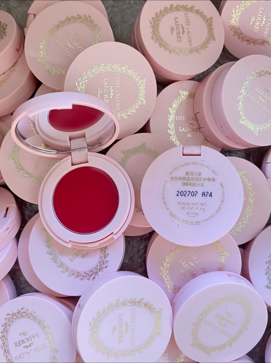 Estee Lauder Pure Color Revitalizing Crystal Balm 1.6 g. #004 Caring Crystal