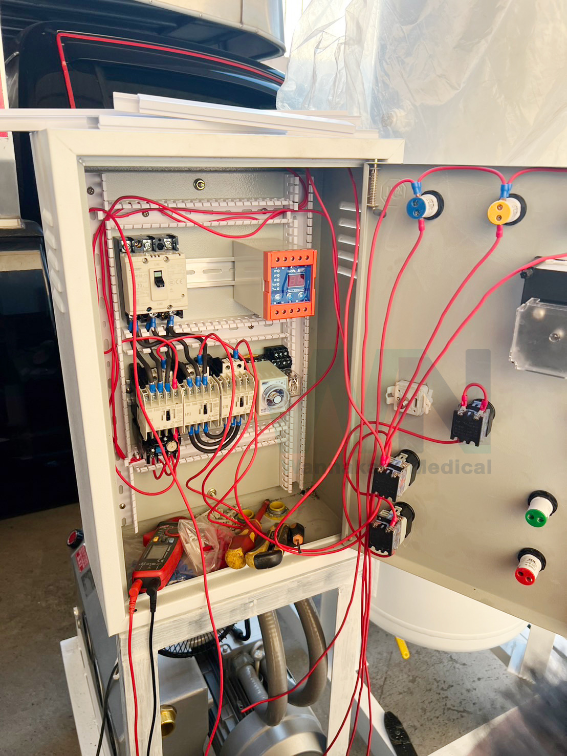 ตู้ไฟควบคุมการทำงาน