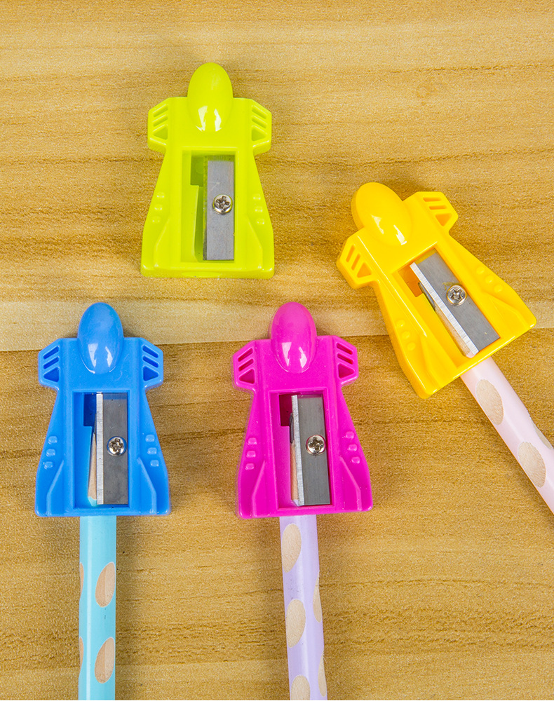 ⭐กบเหลา⭐รูปทรงตัวการ์ตูน หลากสี ( สินค้าเลือกสี ) ชิ้นละ 2 บาท ✔️พร้อมส่ง Ohwowshop เครื่องเขียน กบ กบเหลาดินสอ