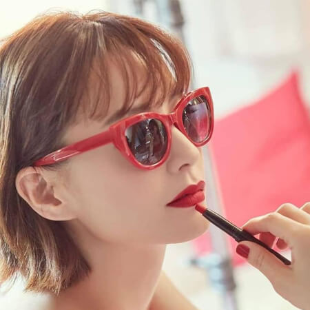 Laura Mercier Velour Extreme Matte Lipstick 0.42 g. #Dominate