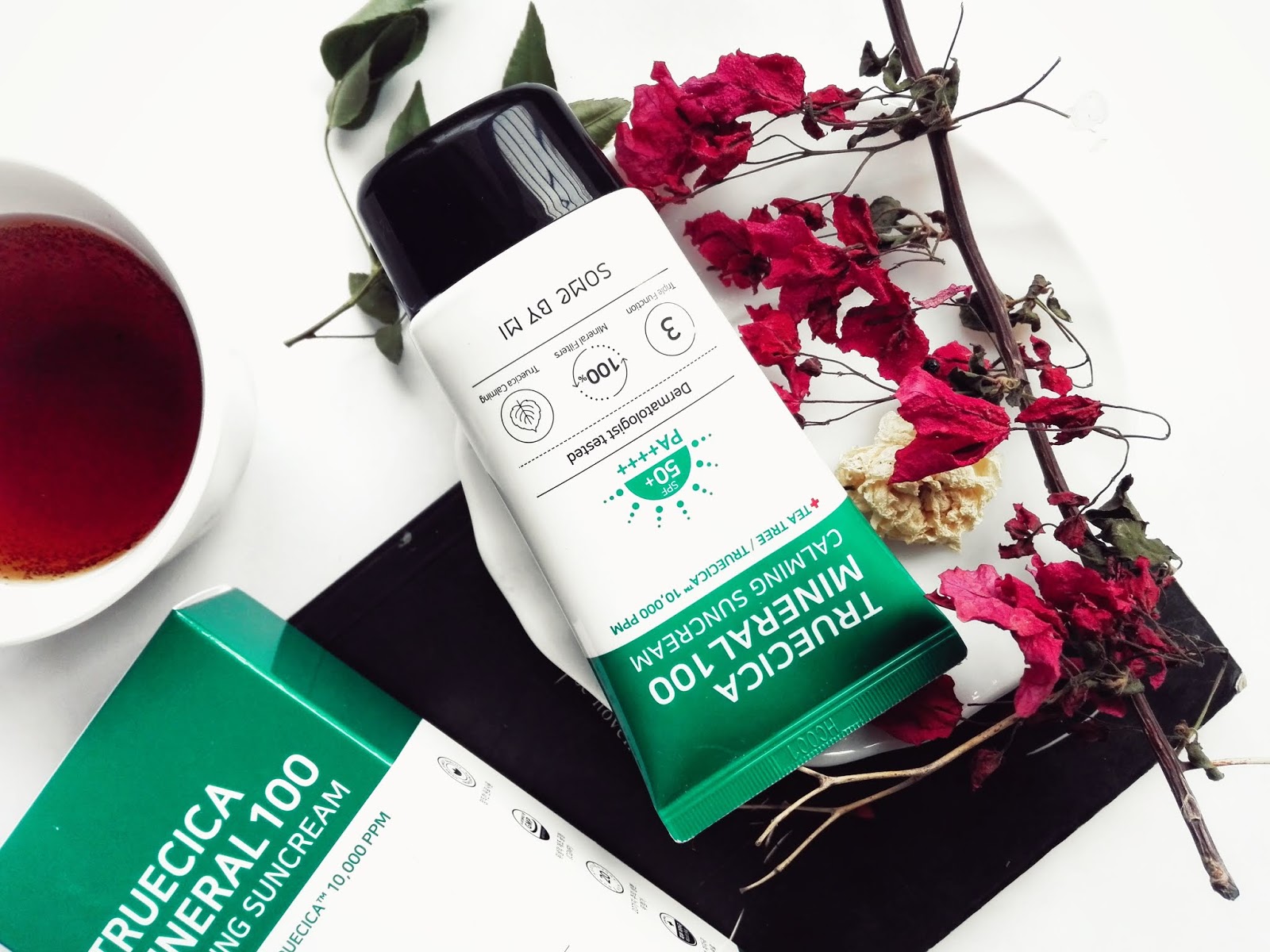 SOME BY MI Truecica Mineral 100 Claming Sunscreen 50 ml.