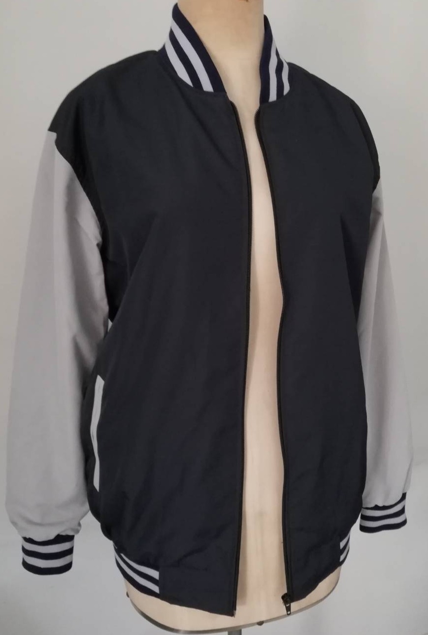 เสื้อแจ็คเก็ตผ้าไมโคร ผ้าลิปสต๊อป สั่งผลิตใหม่ตามจำนวน