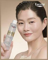 Eucerin Hyaluron Radiance Lift Filler Boosting Essence 100 ml.