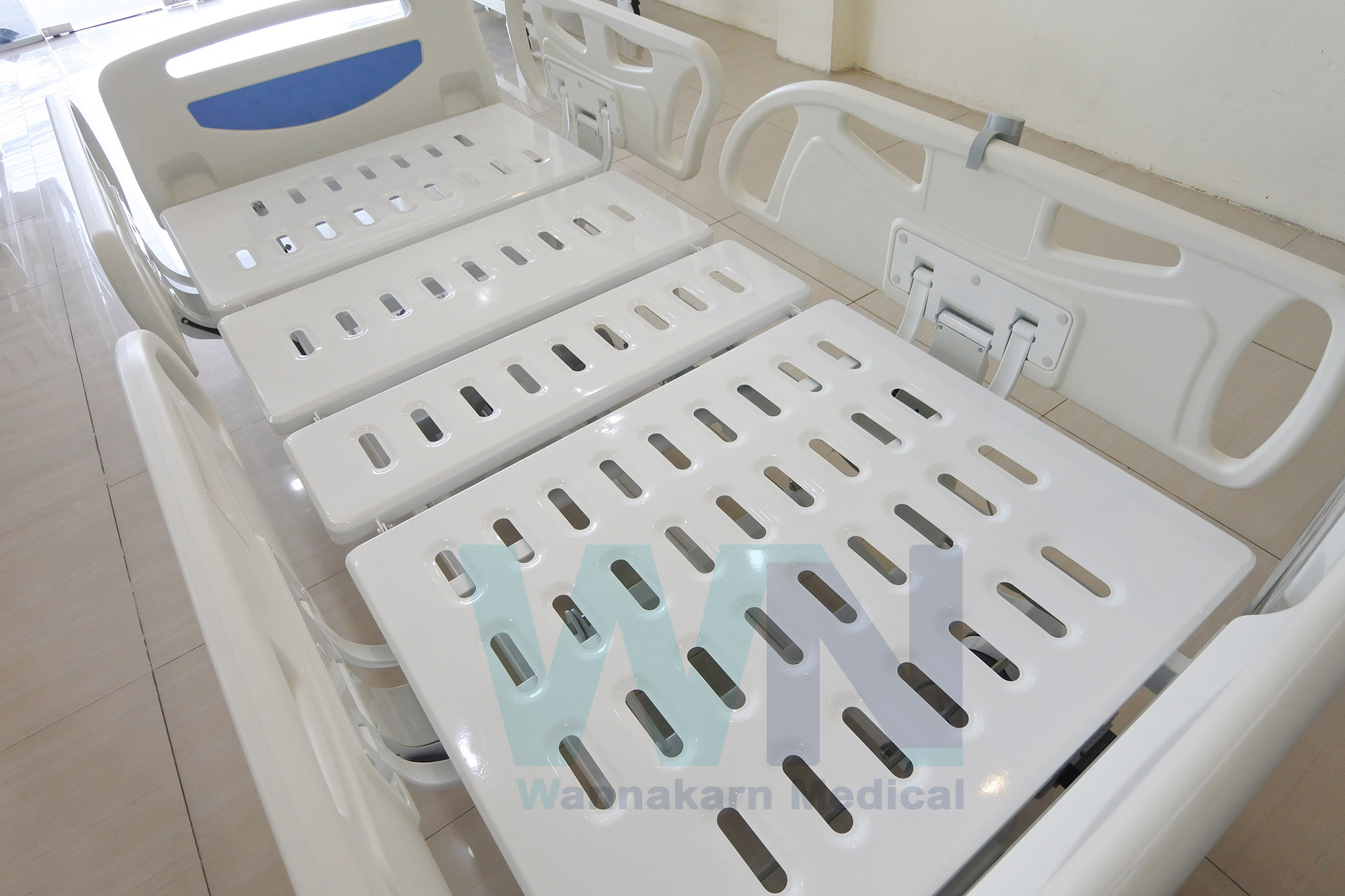WN Electric Bed MODEL MK-C-06 เตียงผู้ป่วยปรับไฟฟ้า 3 Function ราวปีกนก พร้อมแบตเตอรี่