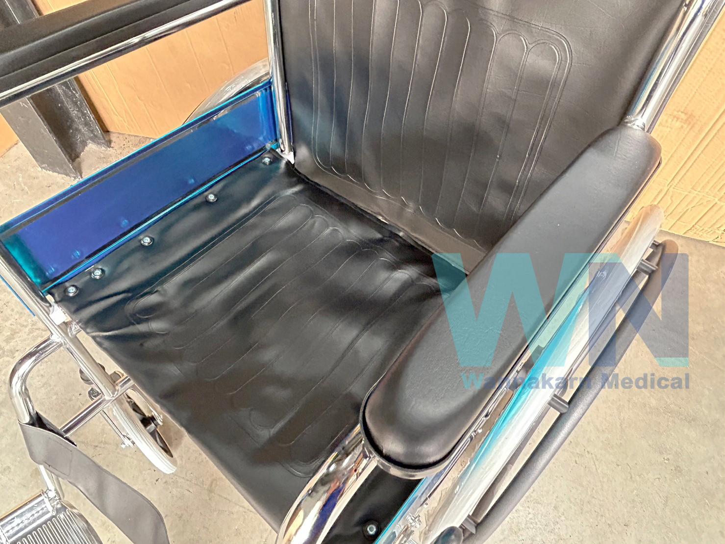 Foldable Wheelchair รถเข็นผู้ป่วยพับได้ Model FY809B