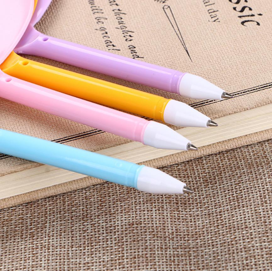 ปากกาพัดลูกลื่นลายตัวการ์ตูน BTS ( ไส้สีน้ำเงิน ) 0.5mm ด้ามละ 4 บาท ✔️พร้อมส่ง 🎲สุ่มลาย พัด เครื่องเขียน