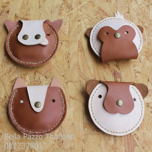 กระเป็าใส่เหรียญหน้าลิง หมี หมู แมว หนังแท้ ทำมือ ขนาด 9cm x 9cm.