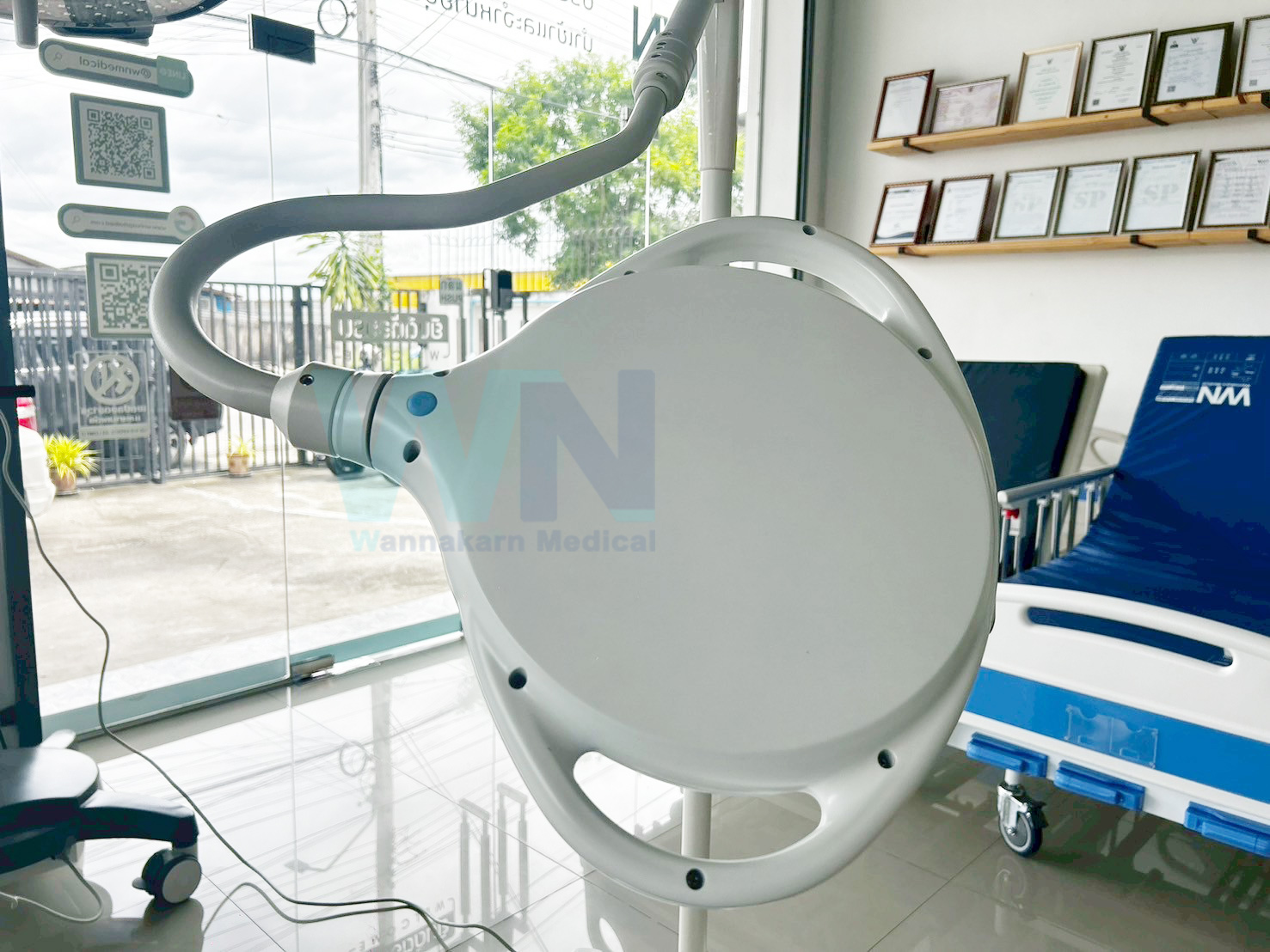 โคมไฟผ่าตัด Operation Lamp Model : YDE-300