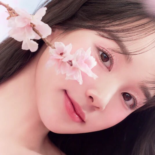 Dasique Shadow Palette 7.6 g. #Romantic Blossom