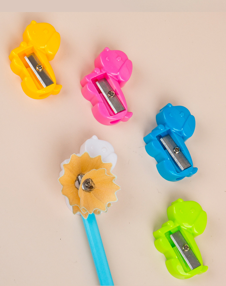 ⭐กบเหลา⭐รูปทรงตัวการ์ตูน หลากสี ( สินค้าเลือกสี ) ชิ้นละ 2 บาท ✔️พร้อมส่ง Ohwowshop เครื่องเขียน กบ กบเหลาดินสอ