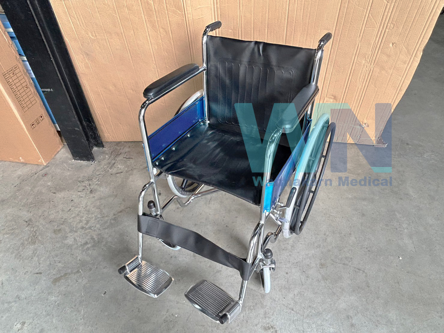Foldable Wheelchair รถเข็นผู้ป่วยพับได้ Model FY809B