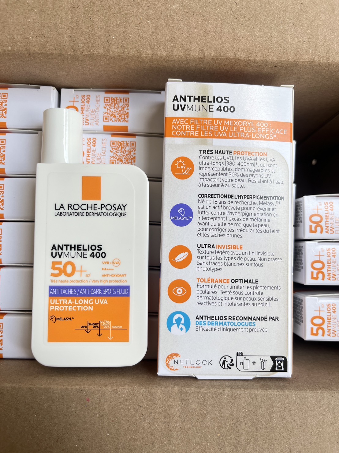 La Roche-Posay Anthelios Uvmune400 Anti-Dark Spots Fluid SPF50+ PA++++ 50 ml.