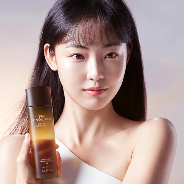 Missha Time Revolution Artemisia Treatment Essence 215 ml.