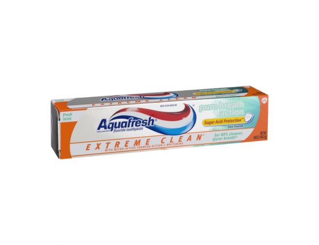 Aquafresh Extreme Clean Pure Breath Action Toothpaste 158.7 g.