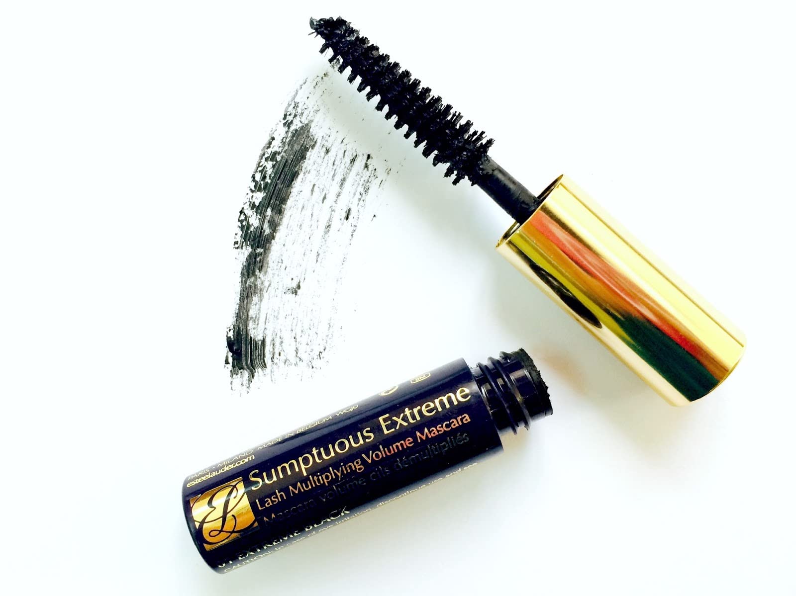 Estee Lauder Sumptuous Extreme Lash Multiplying Volume Mascara 2.8 ml. #01 Extreme Black