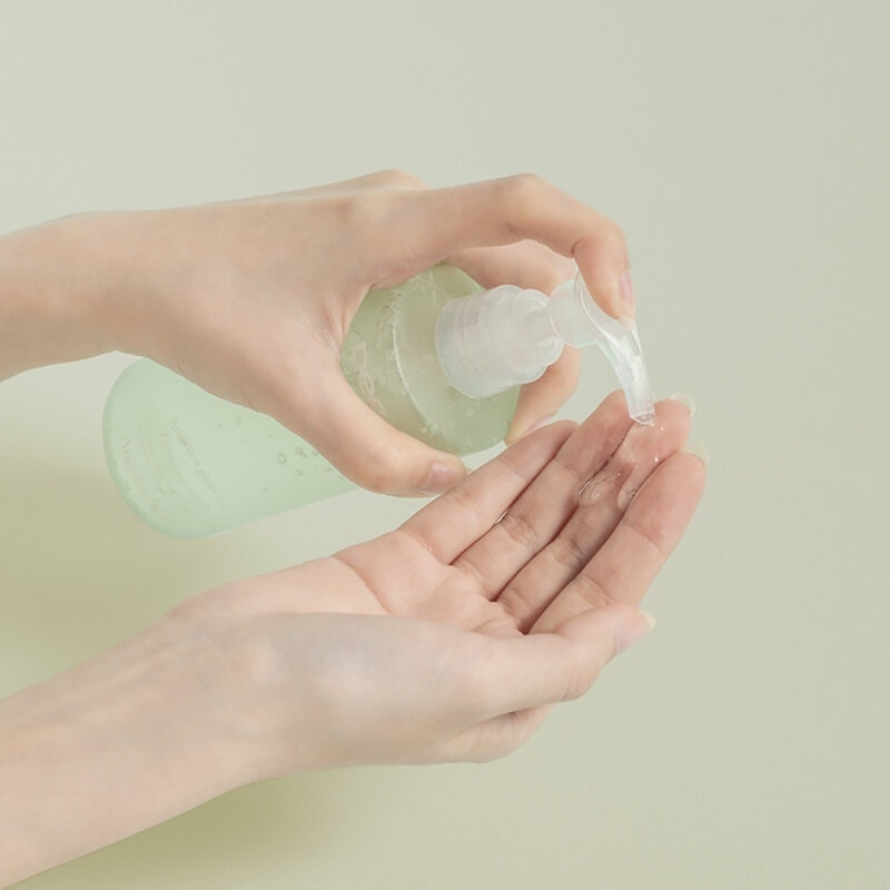 DEEOM Angelica Gigas Mild Feminine Wash 200 g.