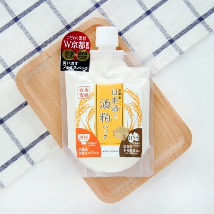 W Kyoto Sake Cake & Sake Lees Wash Off Pack 170 g.