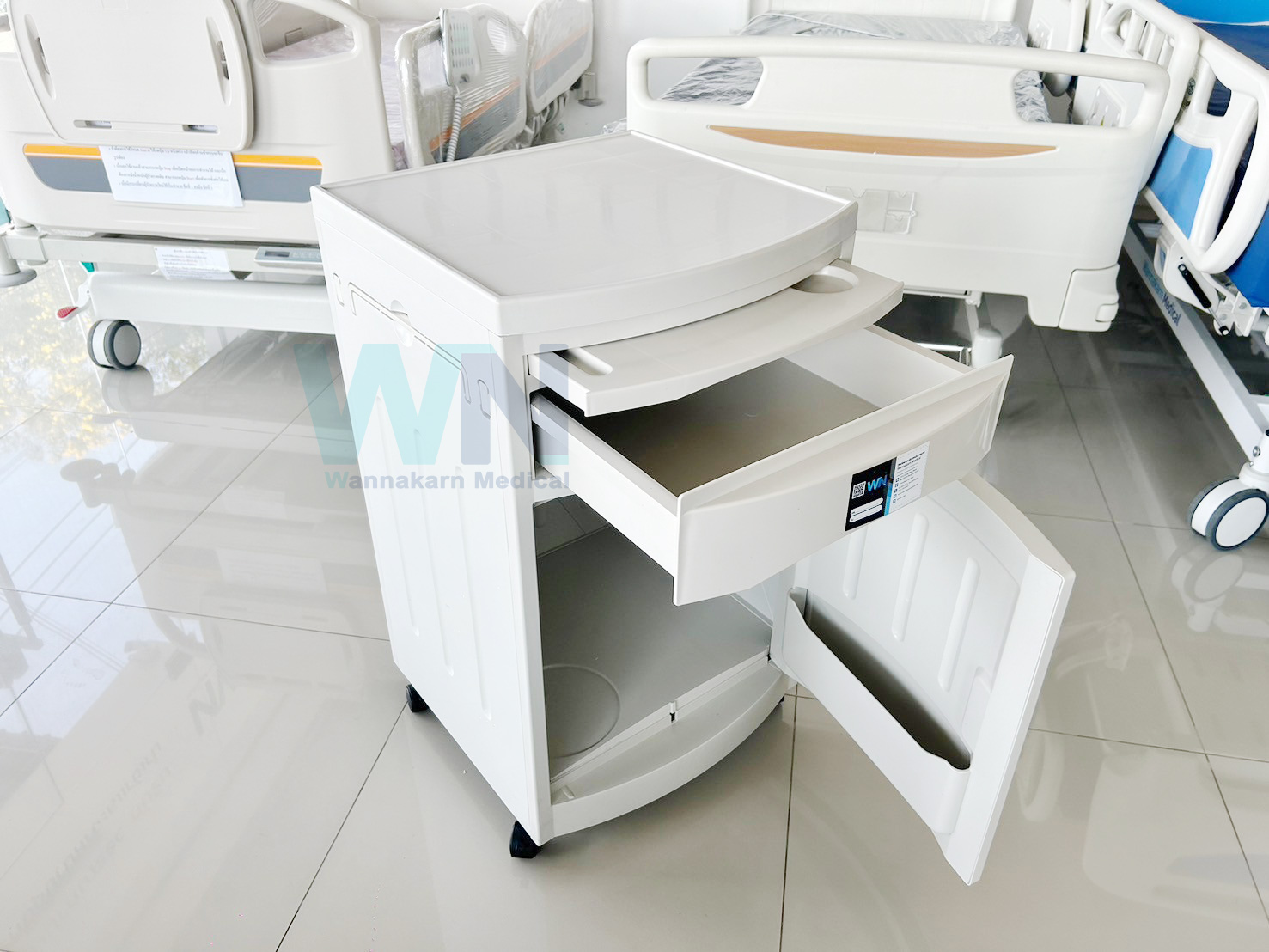 ตู้ข้างเตียง ABS สีขาว