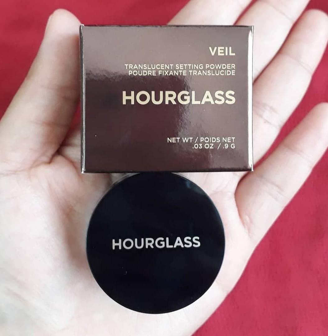 HOURGLASS Veil Translucent Setting Powder ขนาดทดลอง 0.9 g.