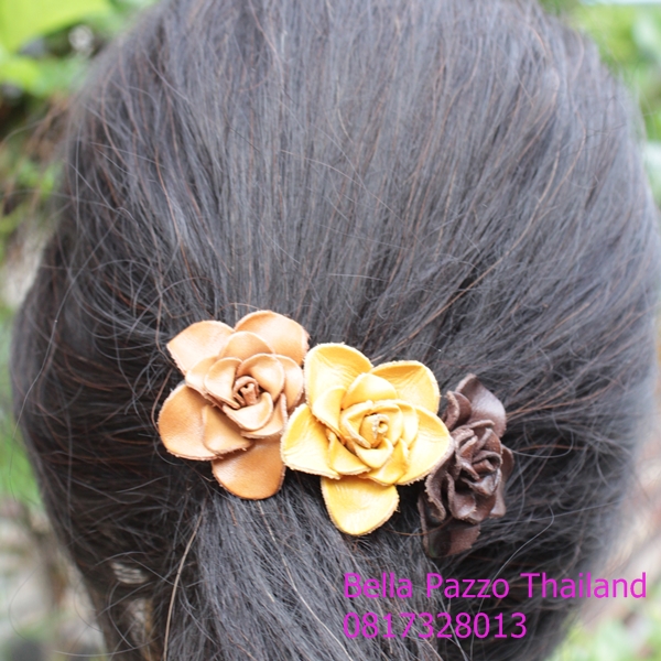 กิ๊บสปริงติดผมกุหลาบ 4cm. 3 ดอก หนังแท้ทำมือ แฮนด์เมด Leather flower, handmade, hair clip, handicraft