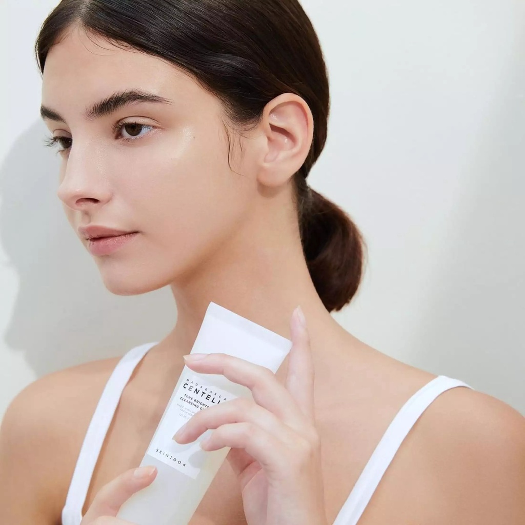 SKIN1004 Tone Brightening Cleansing Gel Foam 125 ml.