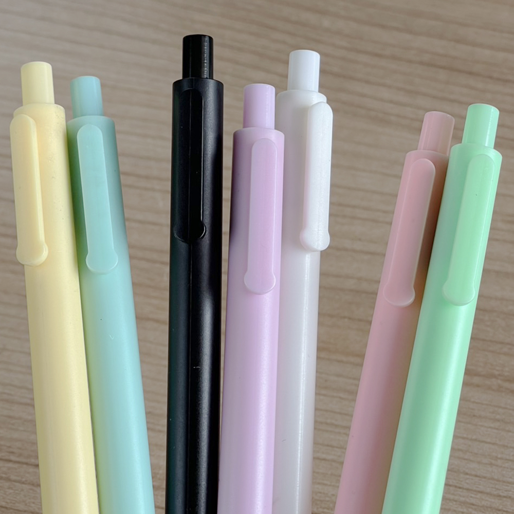 🖤ปากกาลูกลื่นด้ามสี Pastel🖤ไส้สีดำ 0.5 📌เลือกสี✔️พร้อมส่งในไทย ปากกาเจล แบบกด ปากกากด