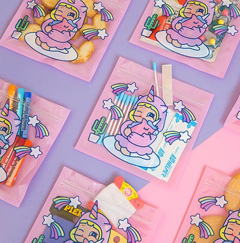 🌈ถุงเก็บอุปกรณ์ลายการ์ตูน 13.5x13.5 cm ชิ้นละ 2 บาท 📌เลือกแบบสินค้าได้ ✔️พร้อมส่ง Ohwowshop ถุง เก็บของ พลาสติก