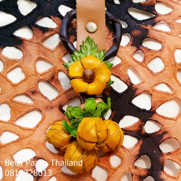 ที่แขวนกระเป๋ามะเชือ 4 ลูก หนังแท้ ทำมือ แฮนด์เมด leather flower, handmade, bag charm