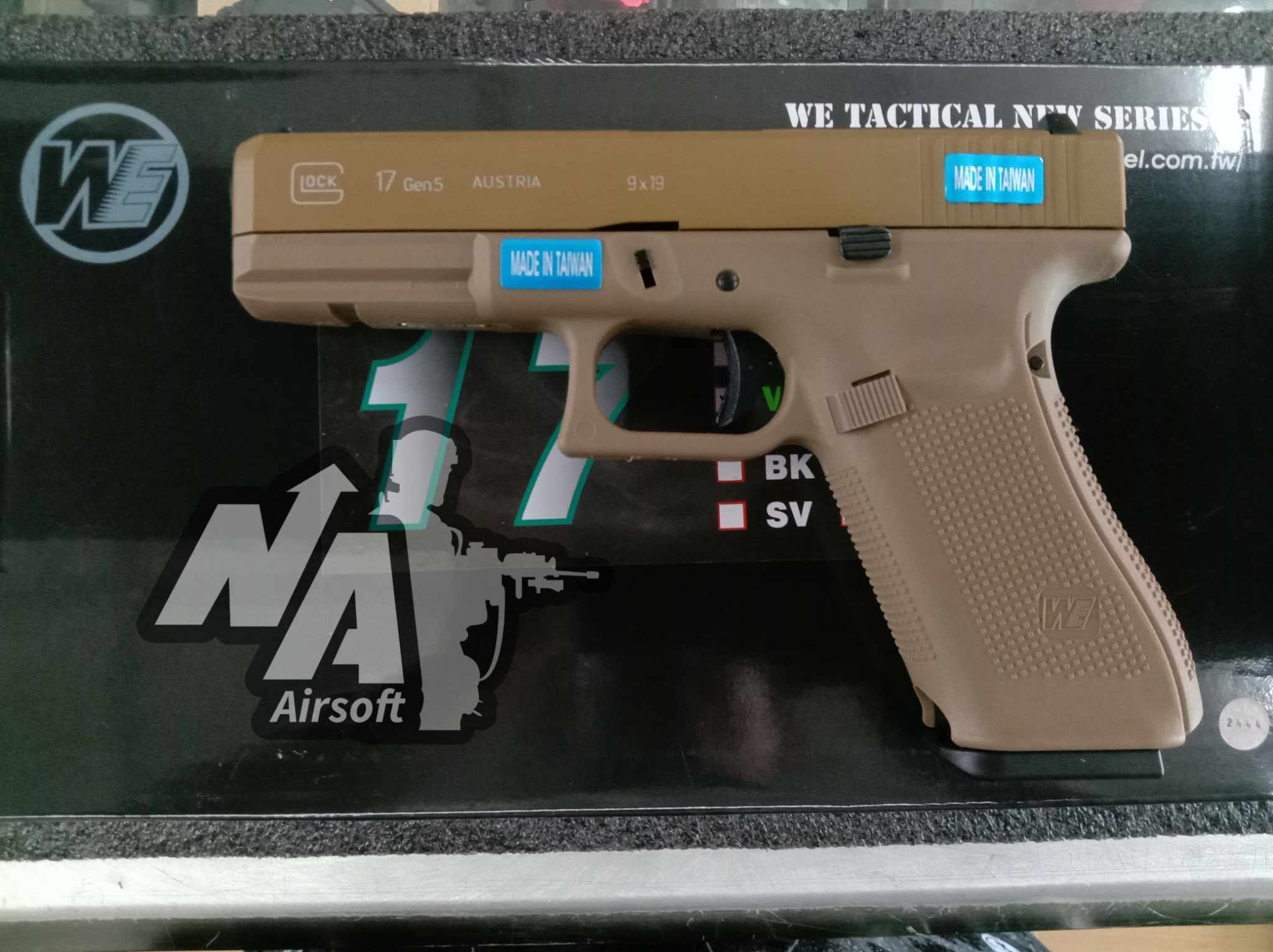 WE Glock17 gen5 TAN (มือสอง)