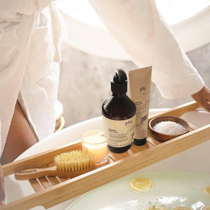 Plu Therapy Body Wash 500 g. #Lily Vanilla