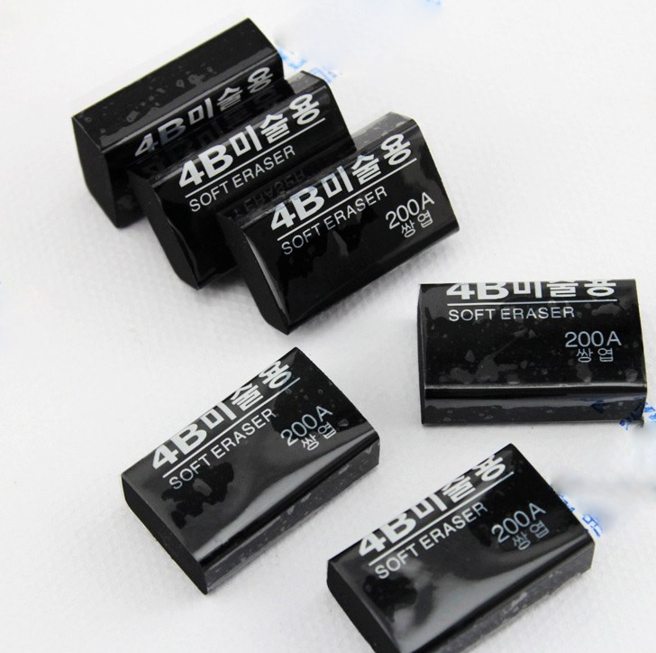 ยางลบ 4B ขนาด 200A สีดำ ชิ้นละ 3 บาท Ohwowshop