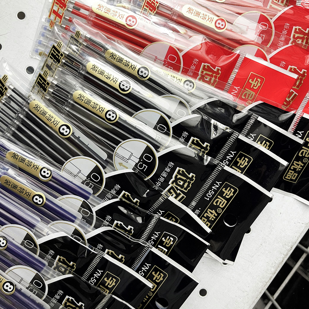 🔥ไส้ปากกากดลูกลื่น!!🔥📌สำหรับเปลี่ยนหมึกปากกา⚫🔴🔵 มี 3 สีให้เลือก ขนาด 0.5mm ✔️พร้อมส่งในไทย ไส้ปากกา ลูกลื่น