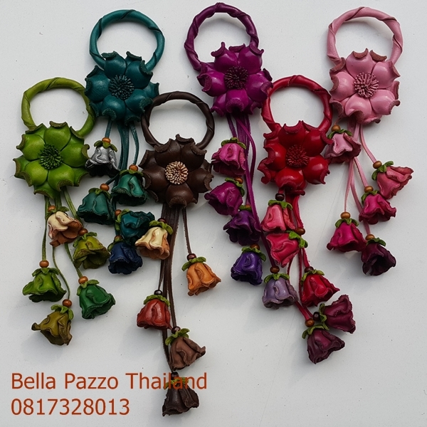 ที่แขวนกระเป๋าดอกจานดัดขอบพู่กระเจี๊ยบ หนังแท้ ทำมือ แฮนด์เมด leather flower, handmade, bag charm